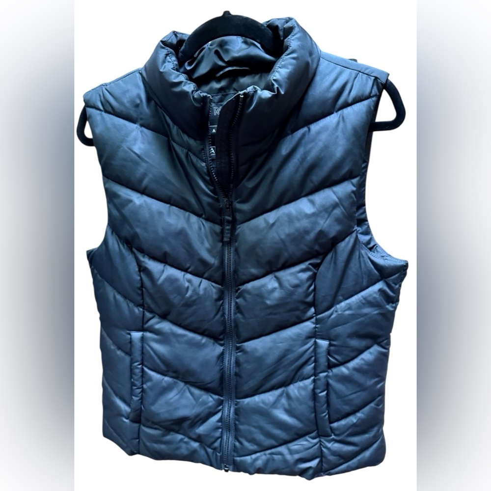 Aeropostale Black Quilted Puffer Vest Remix Down Recycled Fill Size L